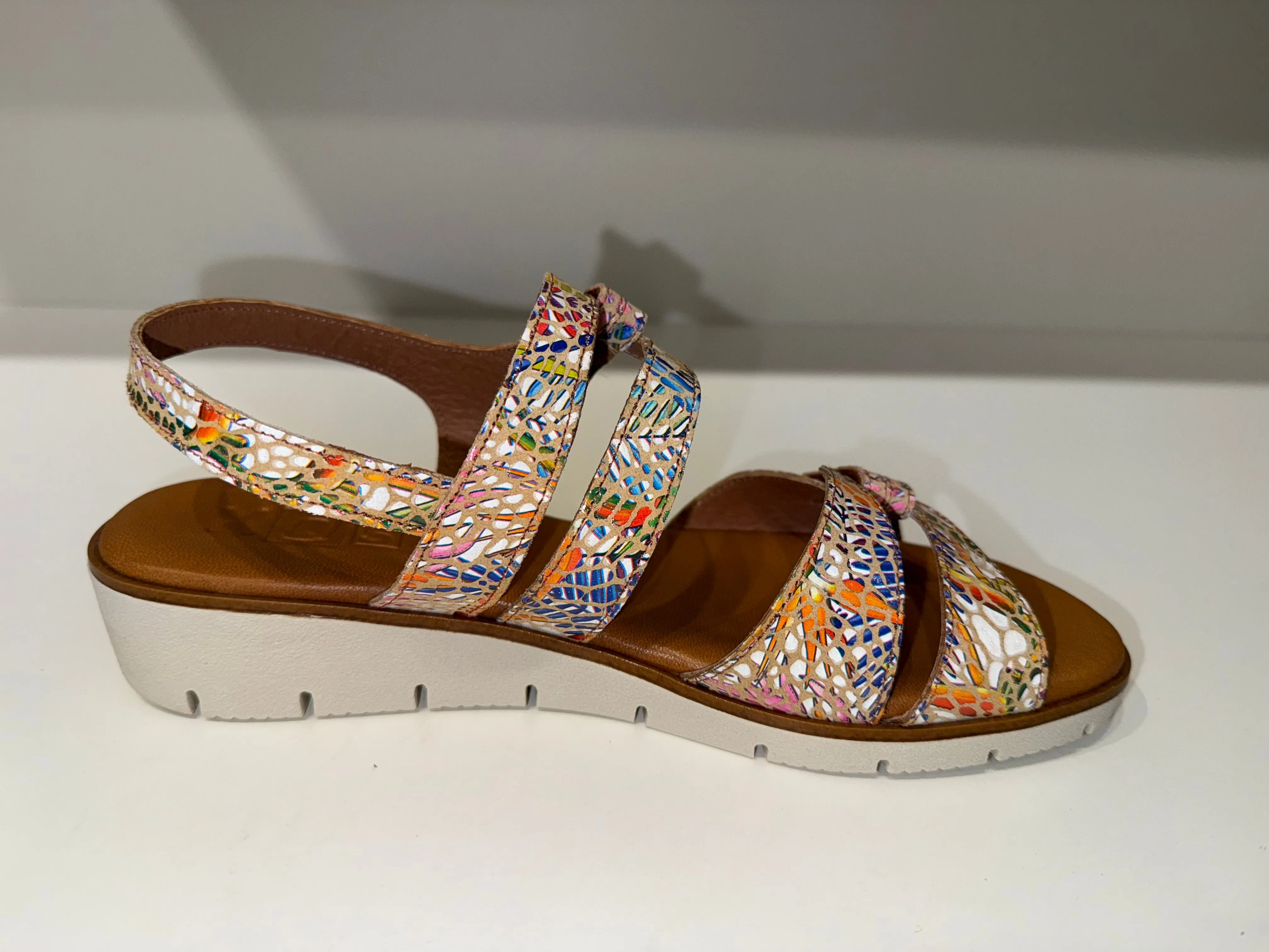 2250612 BROWN