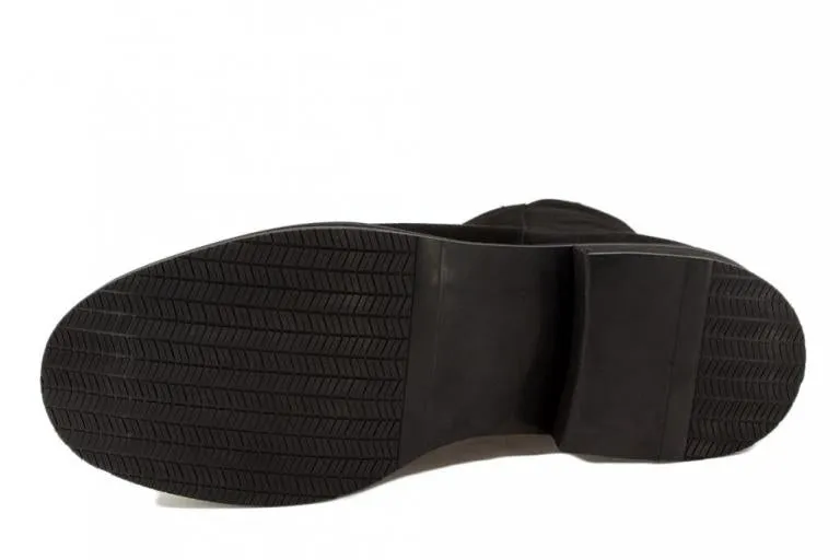 225346 | Black Suede