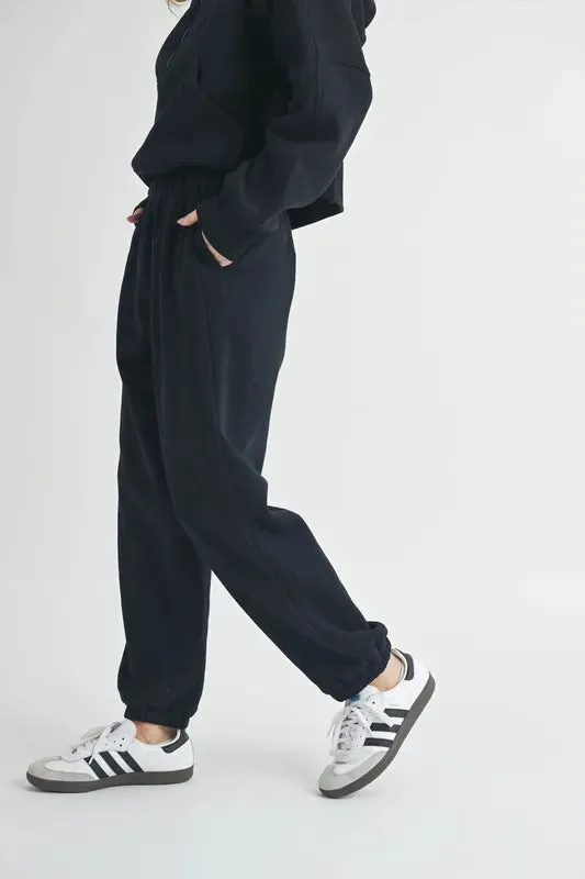 Aemi Co Drawstring Elastic Waist Joggers