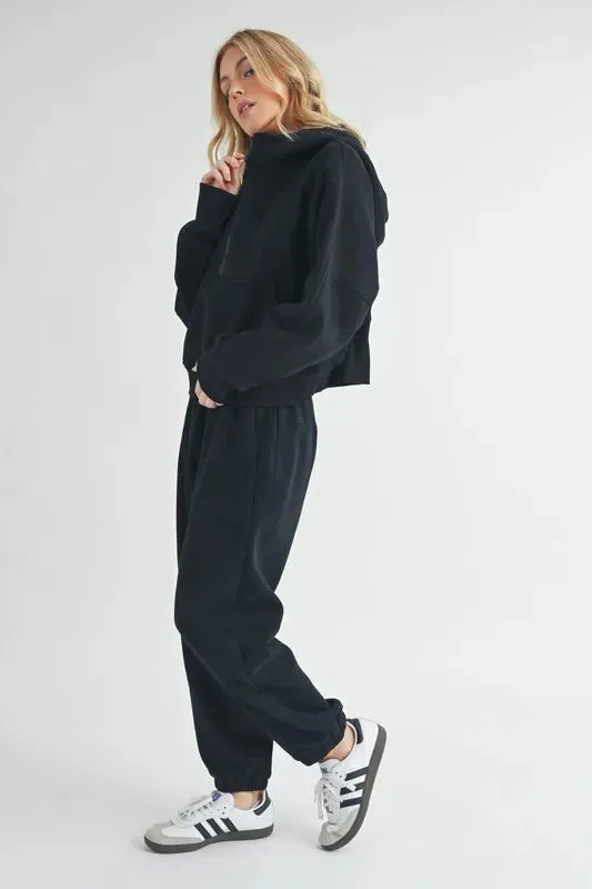 Aemi Co Drawstring Elastic Waist Joggers