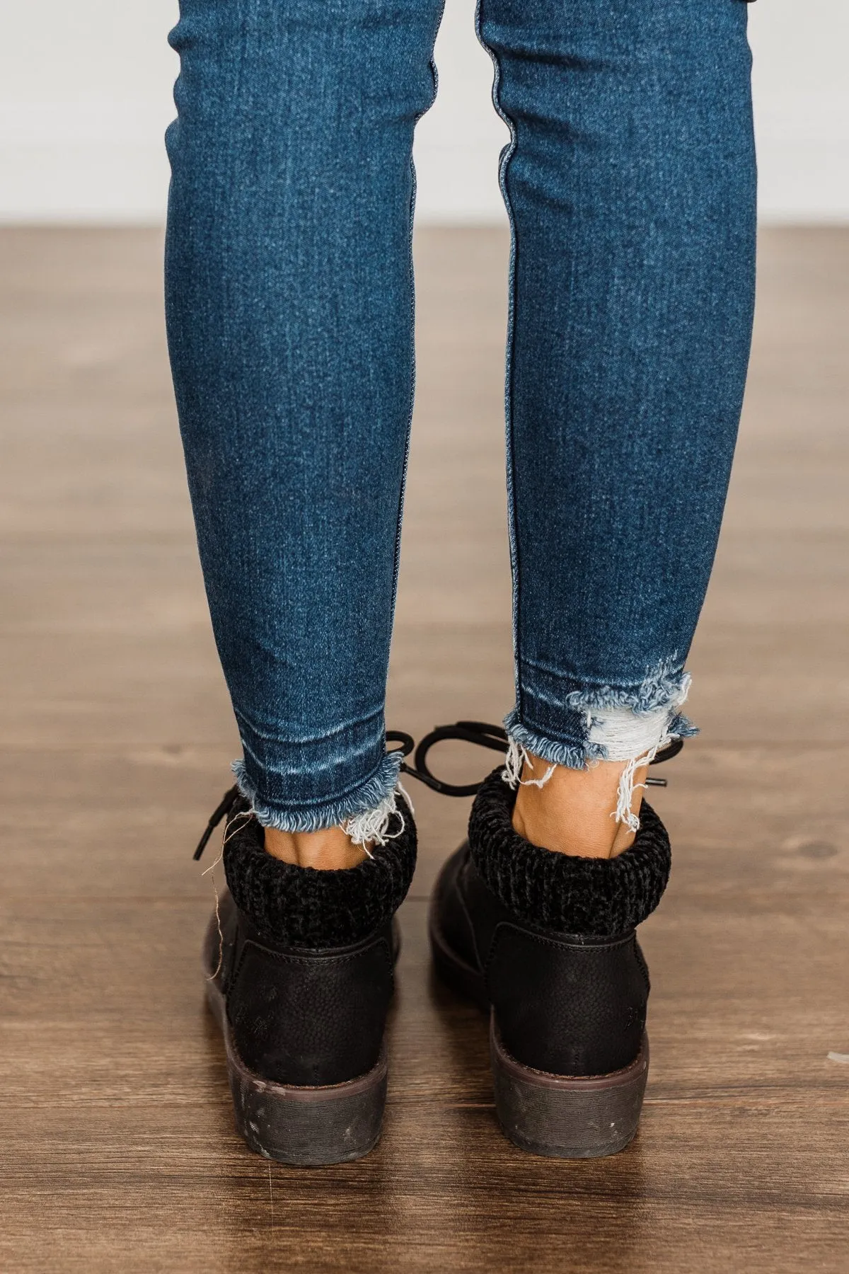 Blowfish Comet Booties- Black
