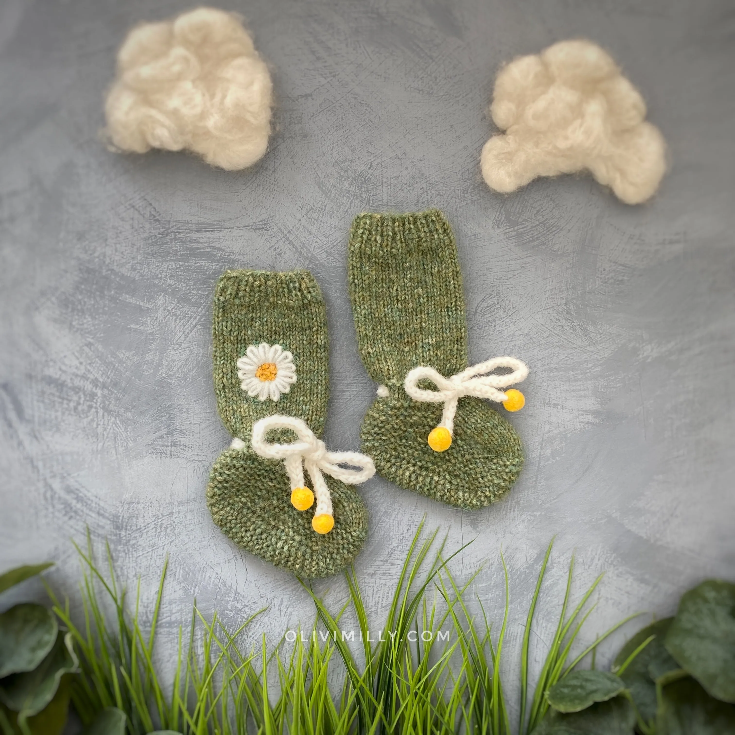 Chamomile Booties | Moss Green