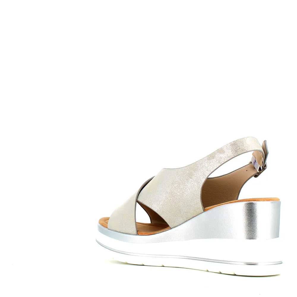 Cinders Edit Criss Wedge Sandal Soft Silver