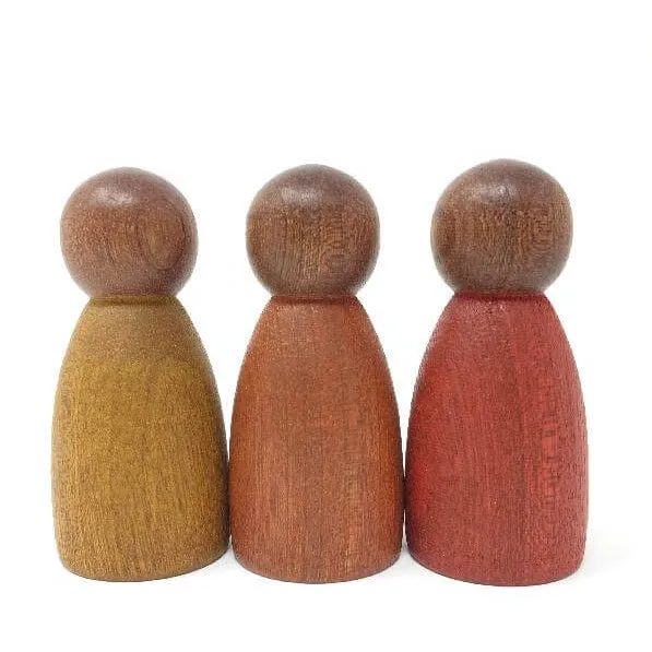 Grapat Nins - Dark Wood in Warm Colours