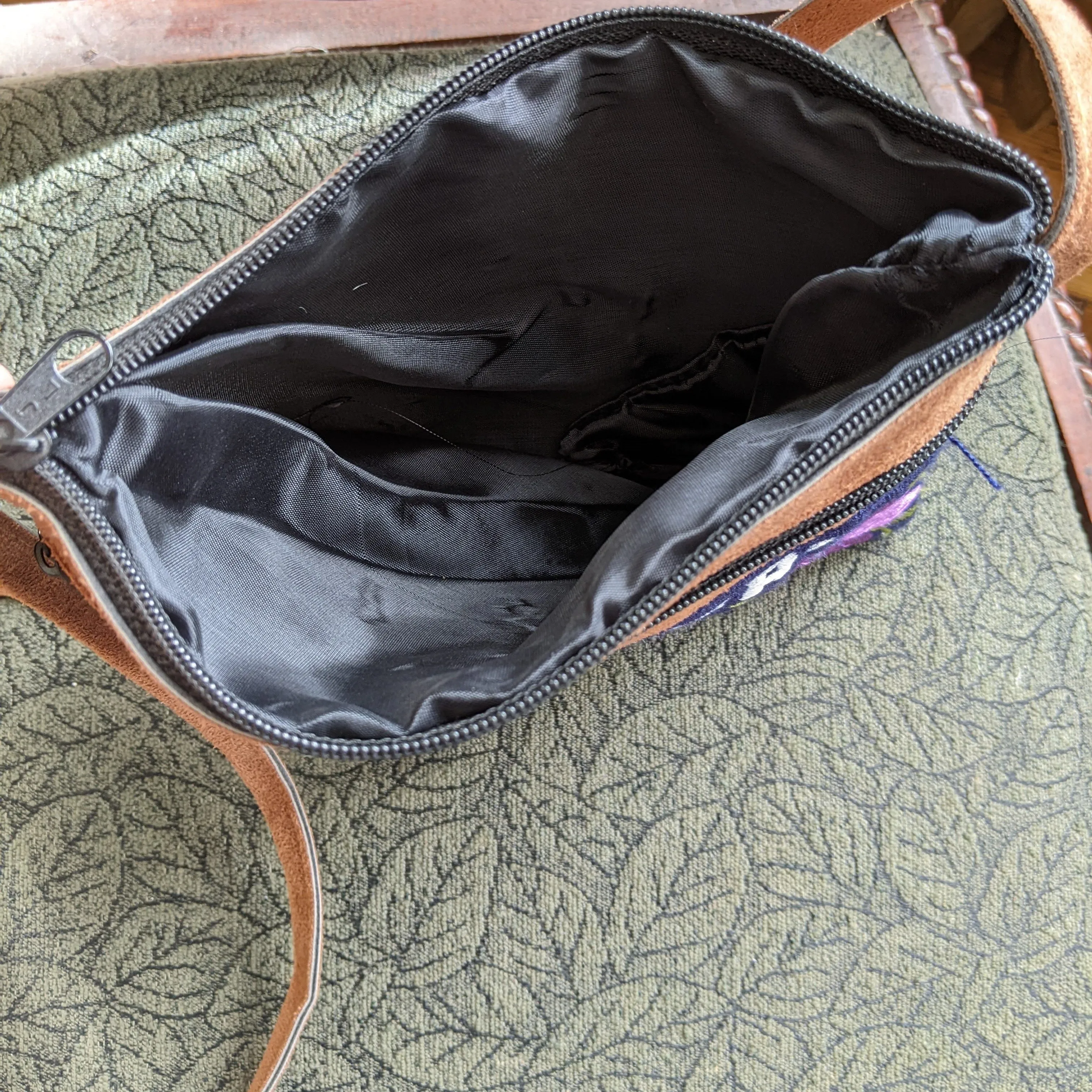 Honduran Embroidered Cloth and Suede Purse