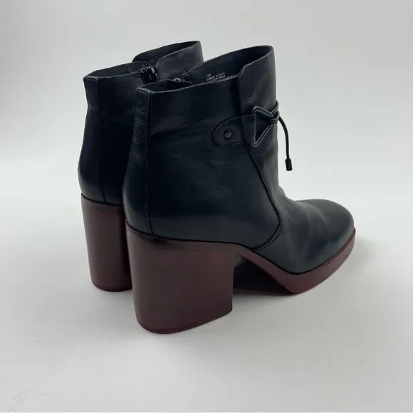 Korks Mertle Platform Booties Black Leather Stack Heel Womens Size 11