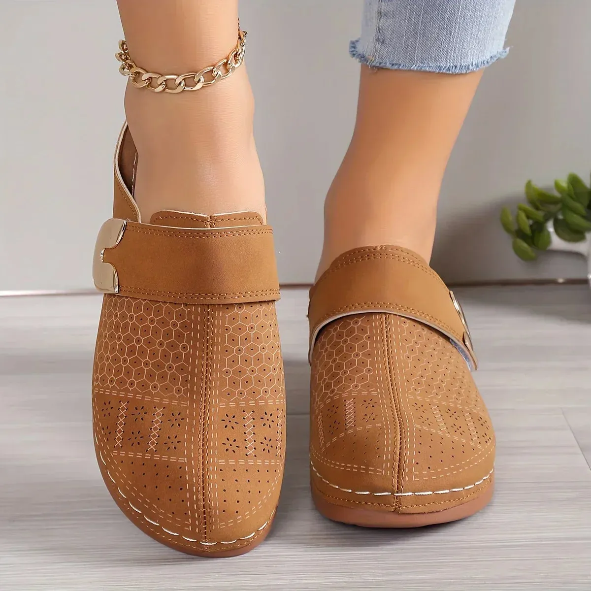 Lani Chic Supportive Wedge Sandals