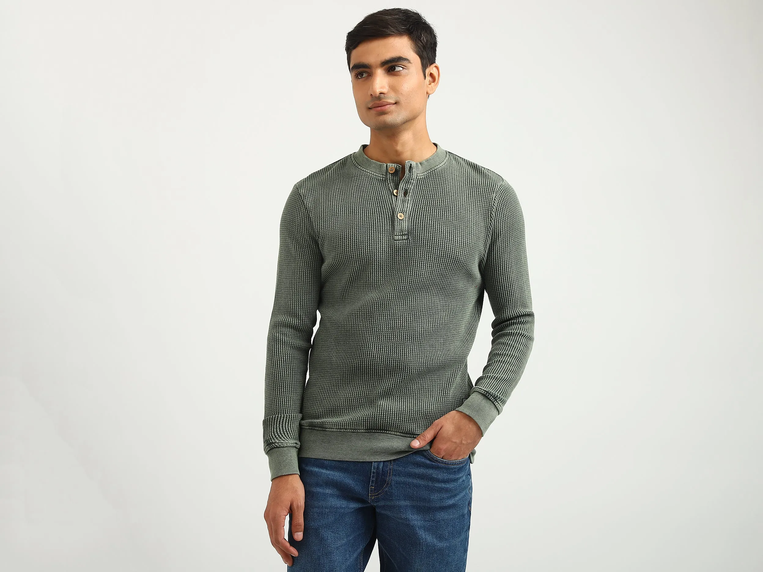 Men Textured Round Neck T-shirt