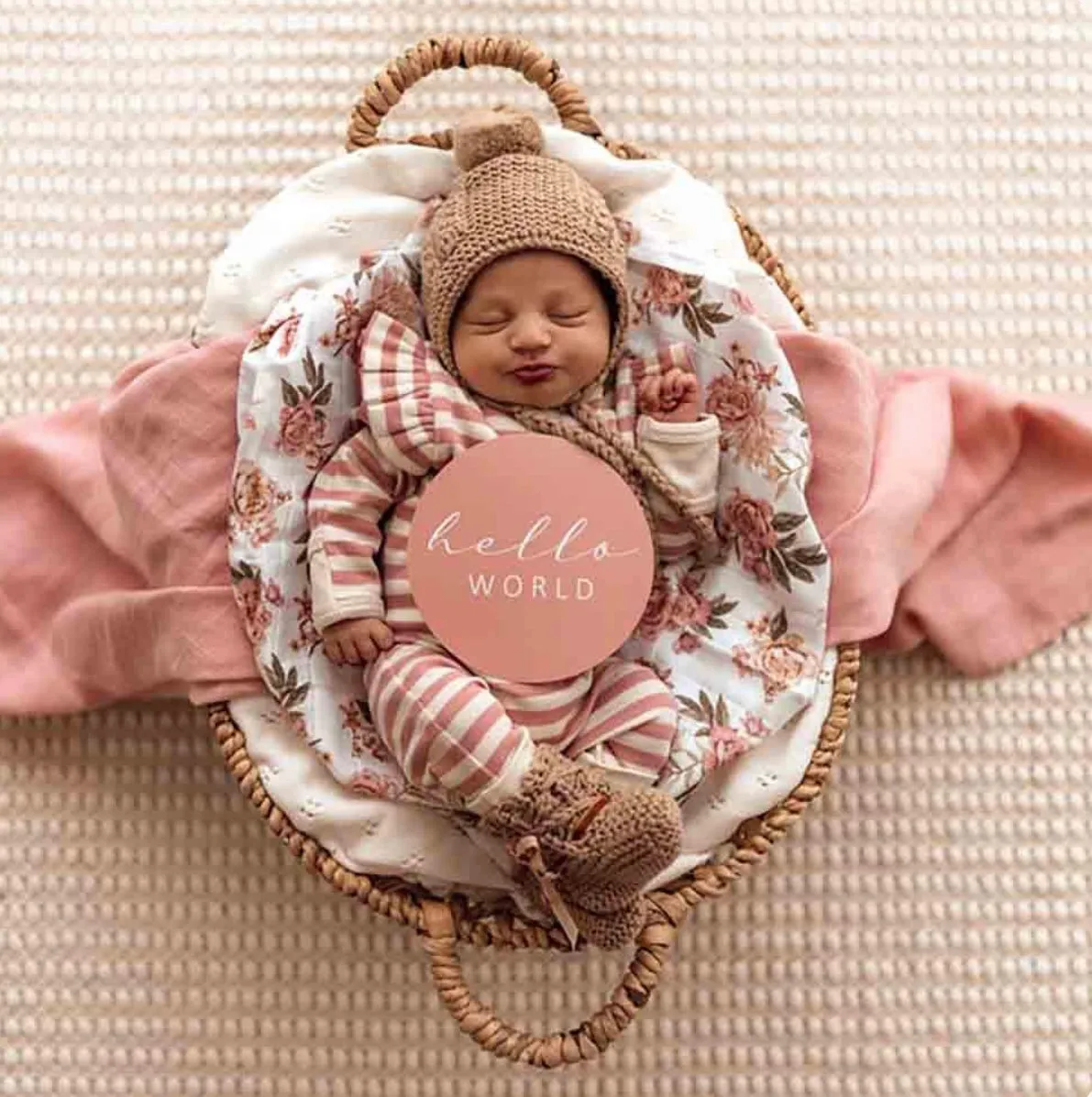 Merino Bonnet and Booties | Fawn