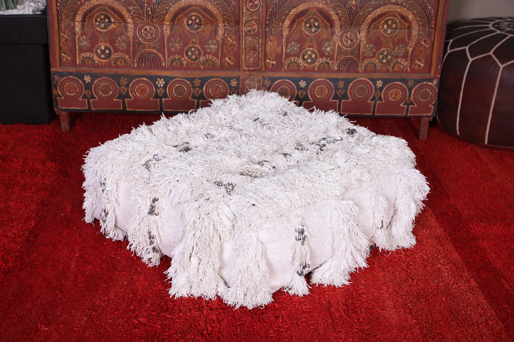 Moroccan woven handwoven berber kilim pouf