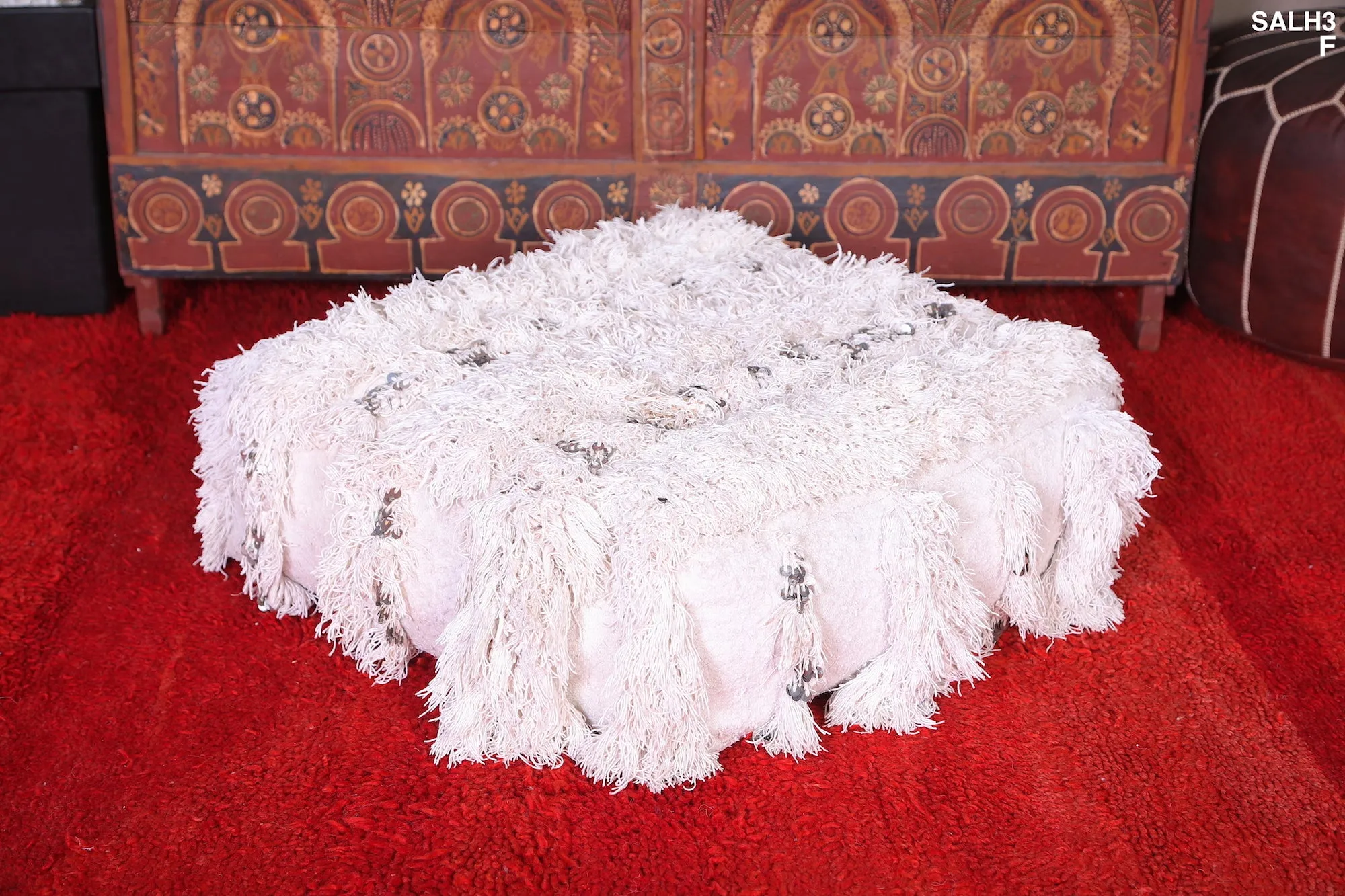 Moroccan woven handwoven berber kilim pouf