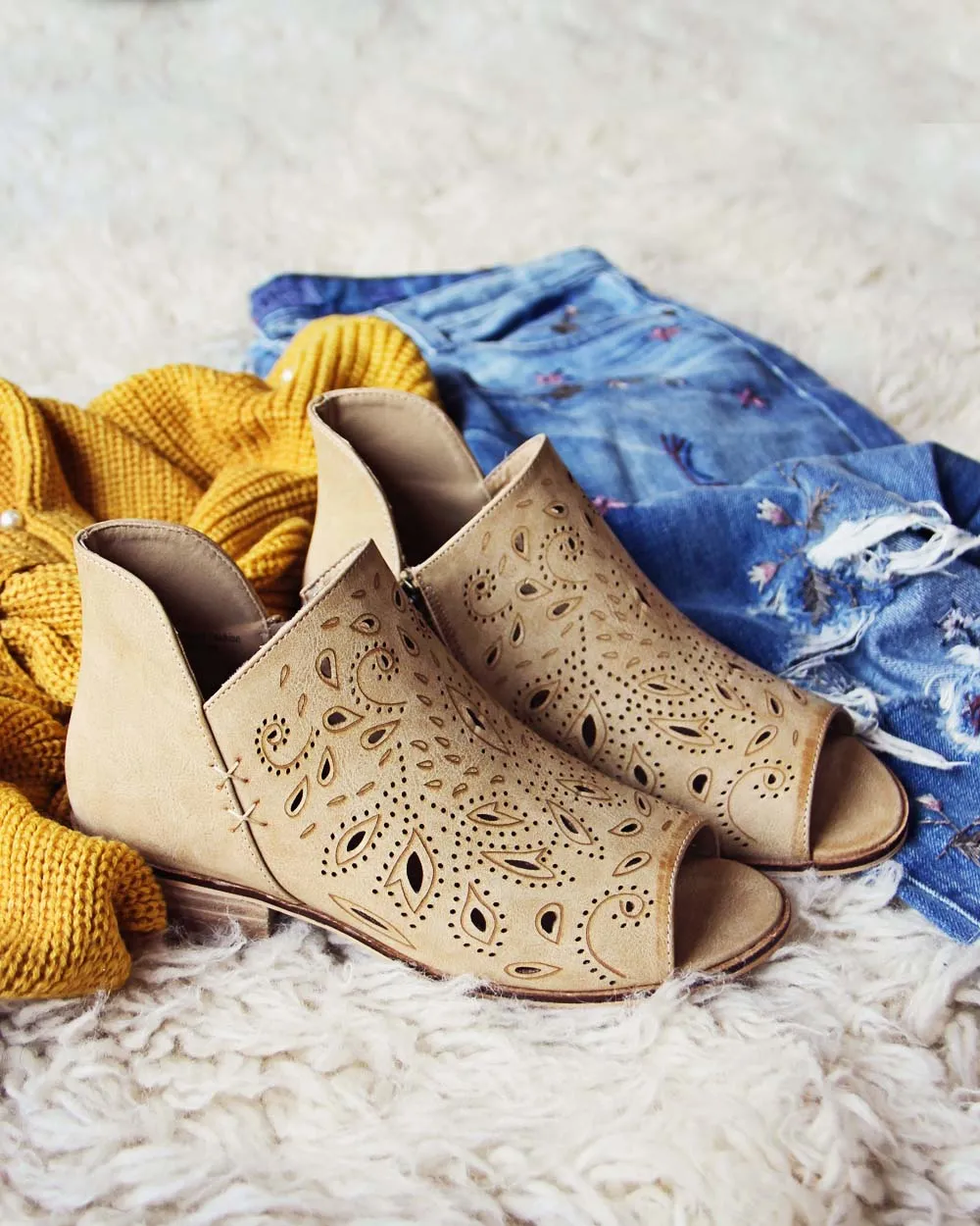 Nash Lace Booties in Camel