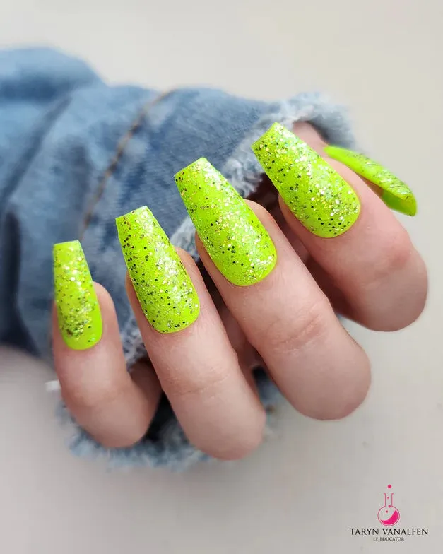 P  Groovy Green Gel Polish