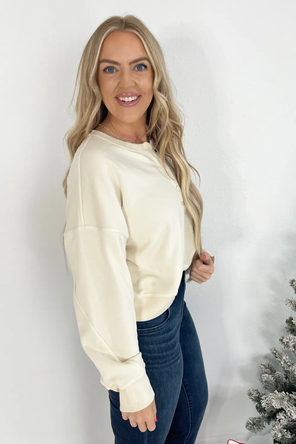 Relaxed Crop Henley Pullover