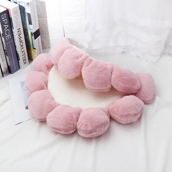 Warm Pet Bed Cute Flower Shape Cushion for Cats Dogs