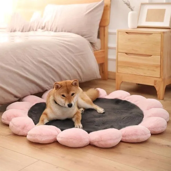 Warm Pet Bed Cute Flower Shape Cushion for Cats Dogs