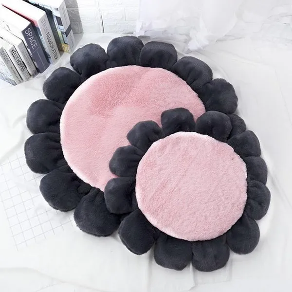 Warm Pet Bed Cute Flower Shape Cushion for Cats Dogs