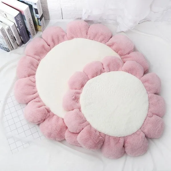Warm Pet Bed Cute Flower Shape Cushion for Cats Dogs