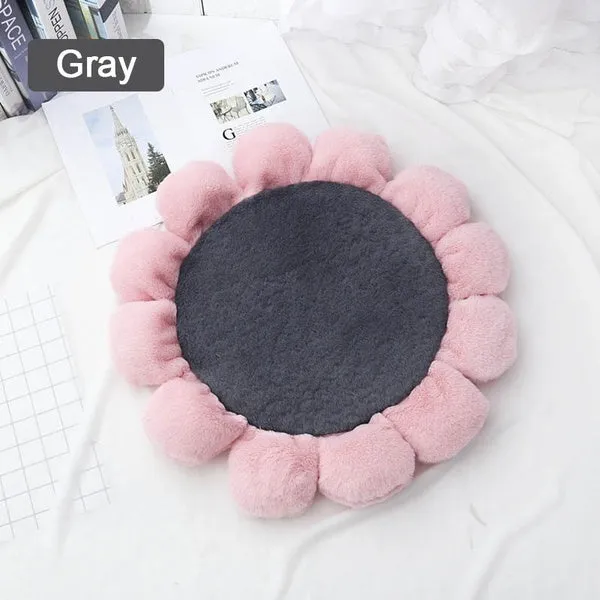 Warm Pet Bed Cute Flower Shape Cushion for Cats Dogs