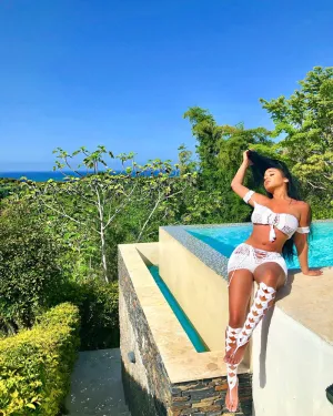 White Terrenas  Set: Requires 5-7 Business Days