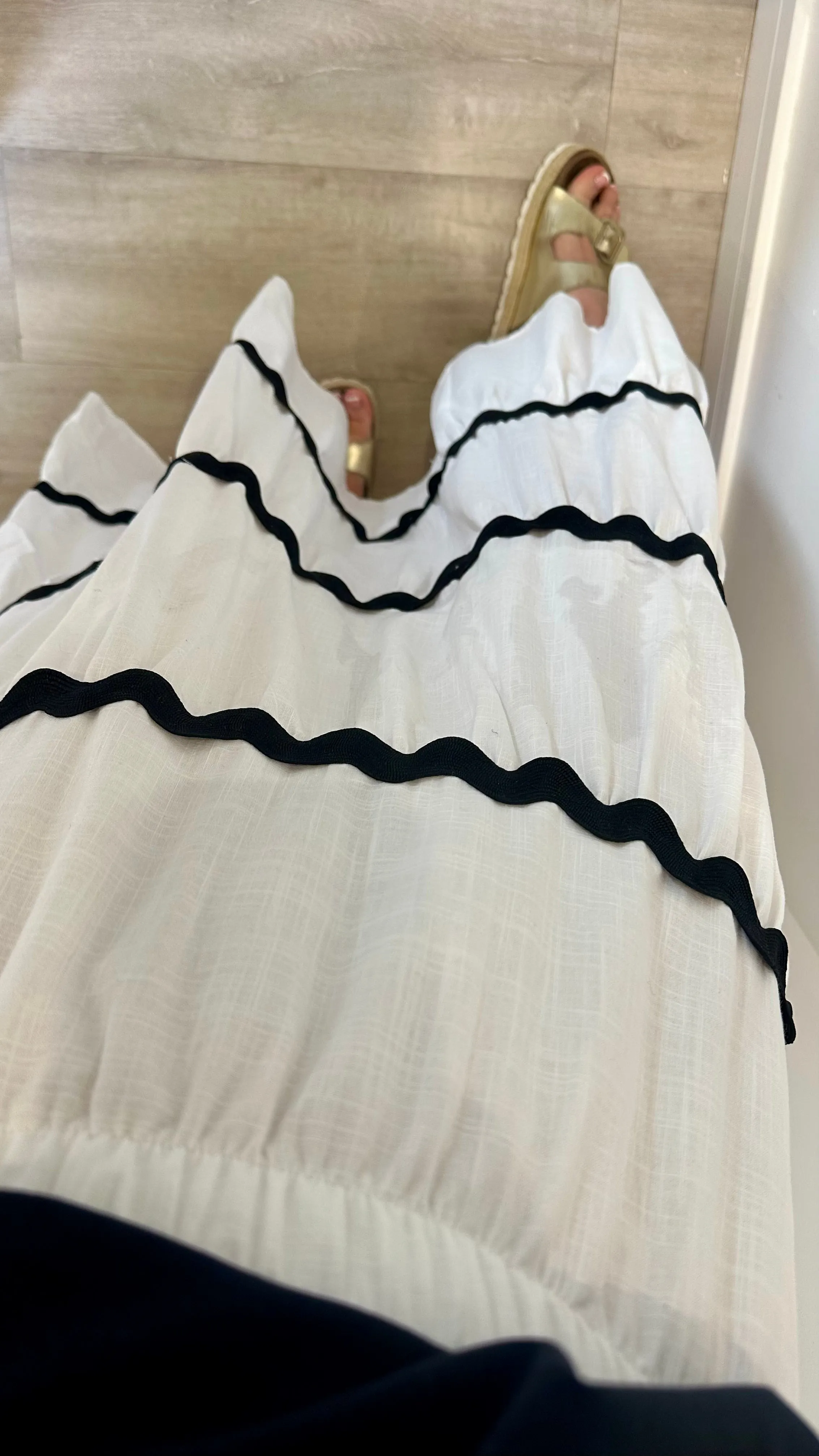 WHITE WAVY STITCH LINEN MIX MIDI SKIRT