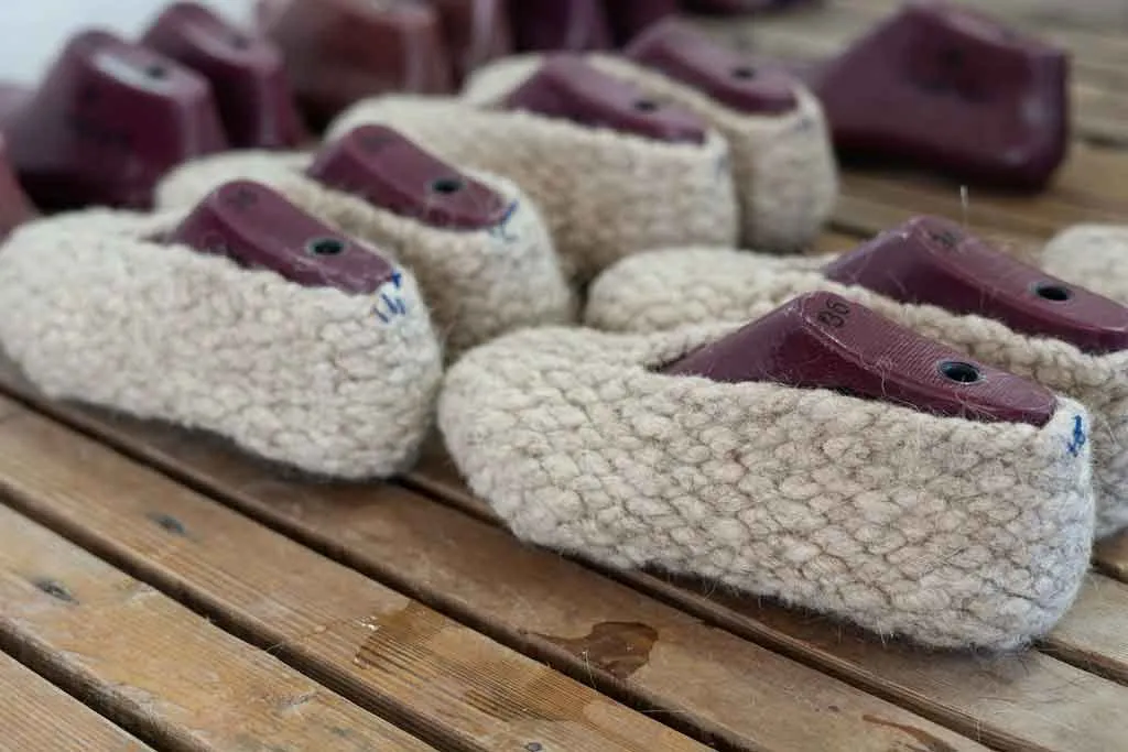 WoolFit® Woolies hand-woven Wool Slippers for Women, sand