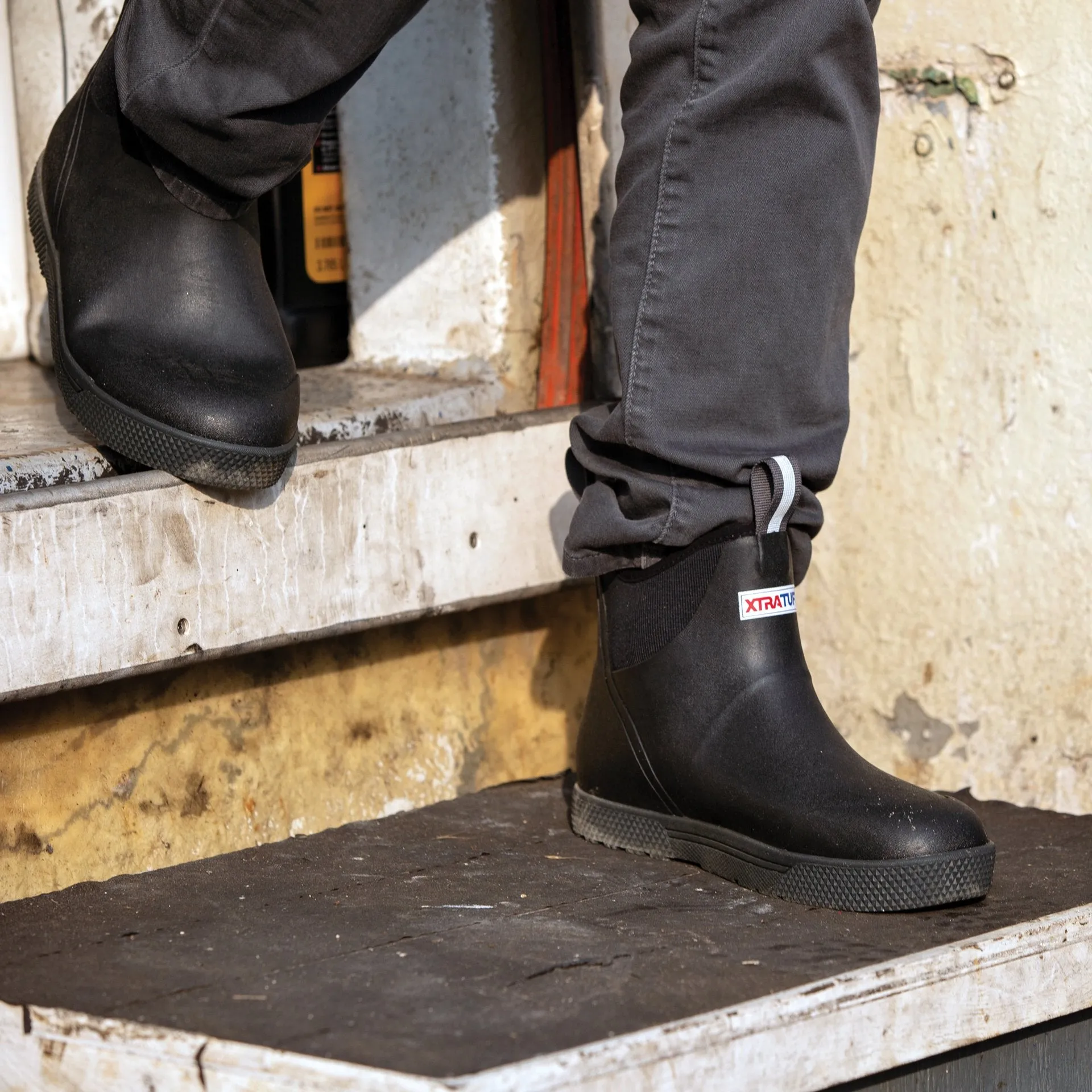 Xtratuf Men's Wheelhouse 6" Ankle Deck Waterproof Boot - Black - XMW-000